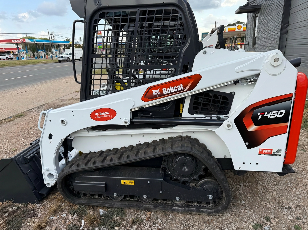 Bobcat T450 Compact Track Loader rental – select to get instant pricing